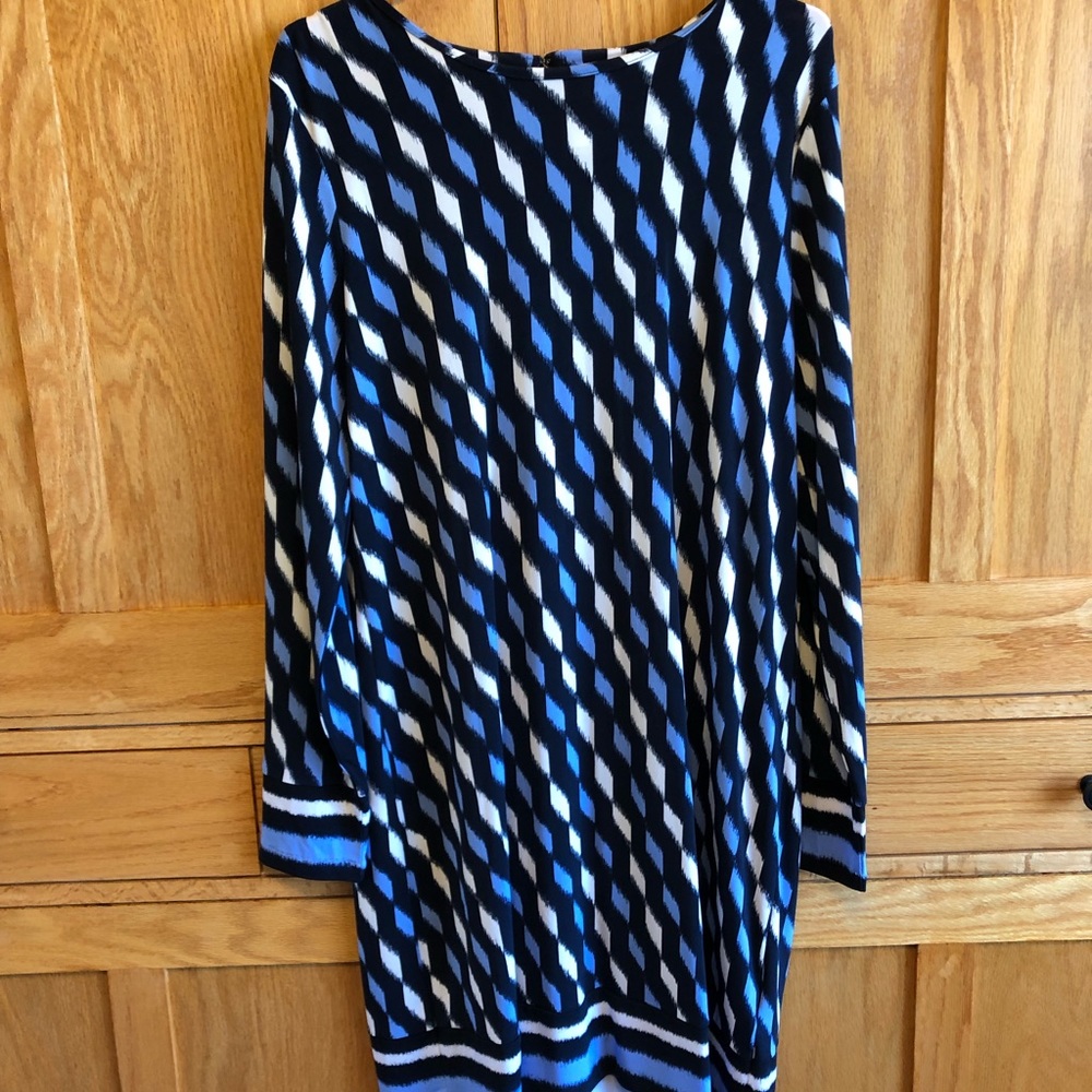 Groovy MICHAEL Michael Kors Geometric Shift Dress!